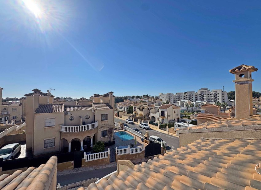 Resale - Townhouse / Duplex / Corner - Orihuela Costa - Villamartín