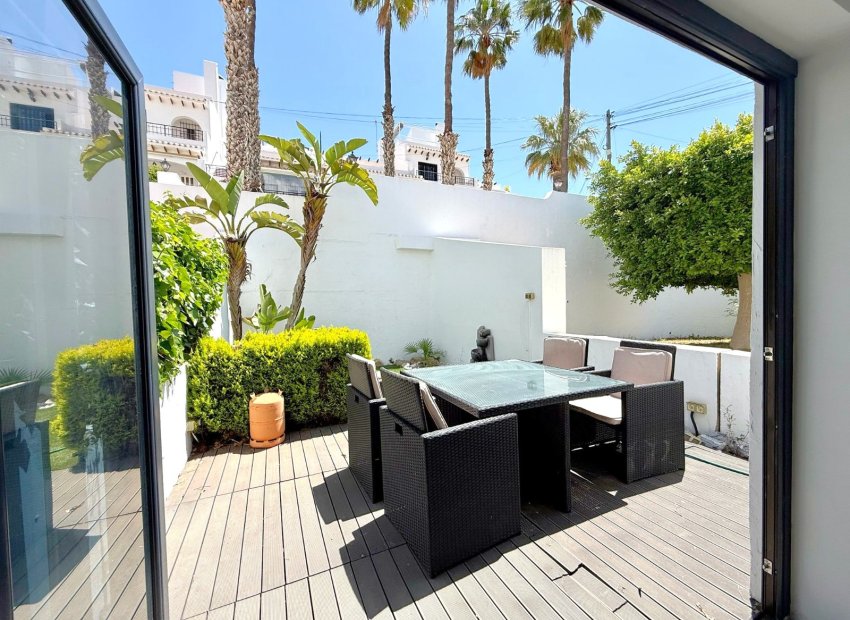 Resale - Townhouse / Duplex / Corner - Orihuela Costa - Villamartín