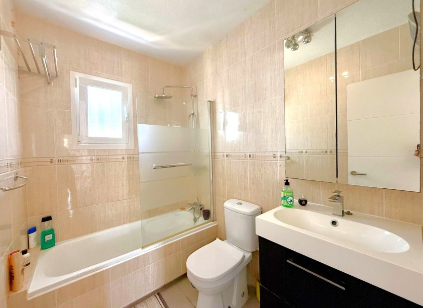 Resale - Townhouse / Duplex / Corner - Orihuela Costa - Villamartín