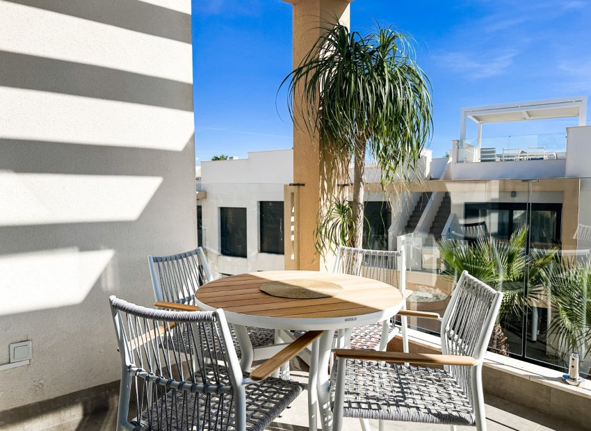 Resale - Townhouse / Duplex / Corner - Orihuela Costa - Villamartín