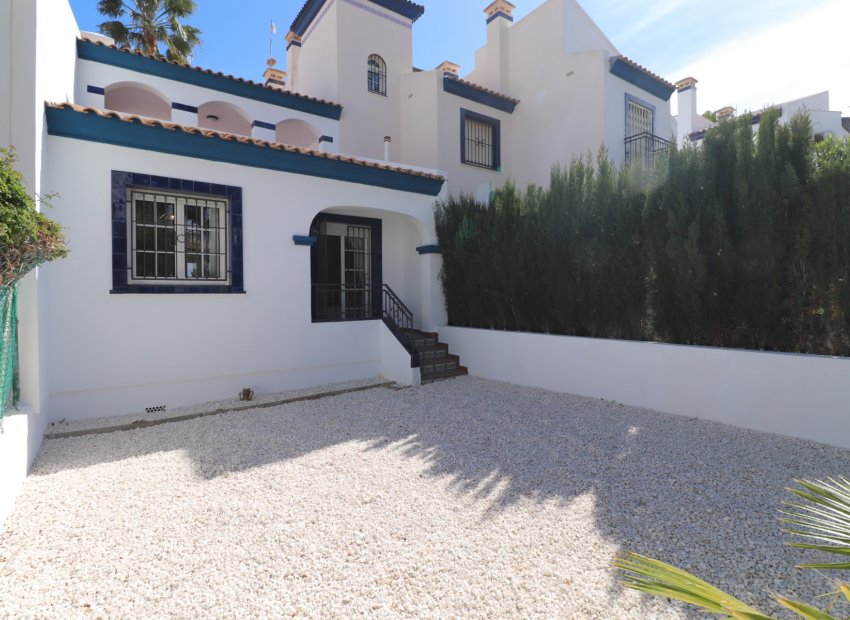 Resale - Townhouse / Duplex / Corner - Orihuela Costa - Villamartín
