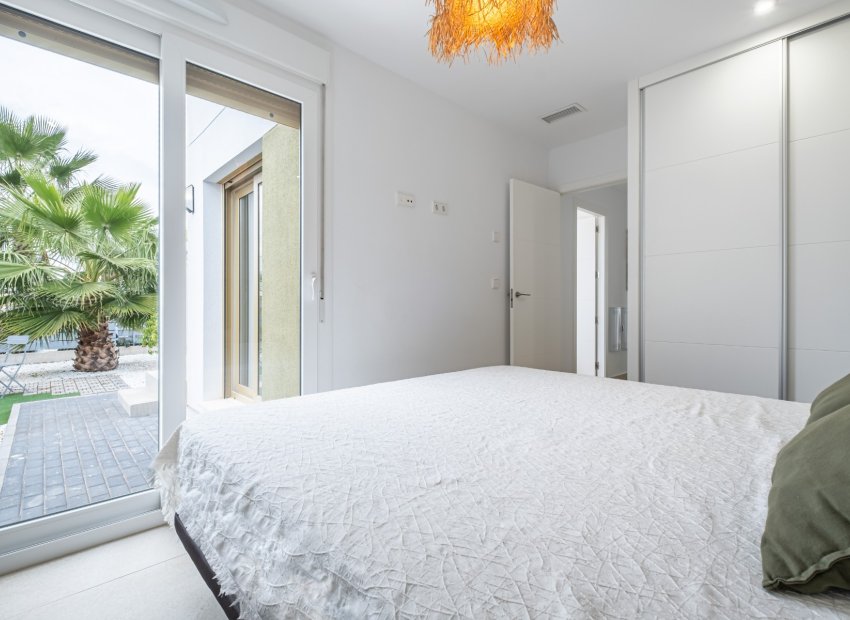 Resale - Townhouse / Duplex / Corner - Orihuela - Vistabella