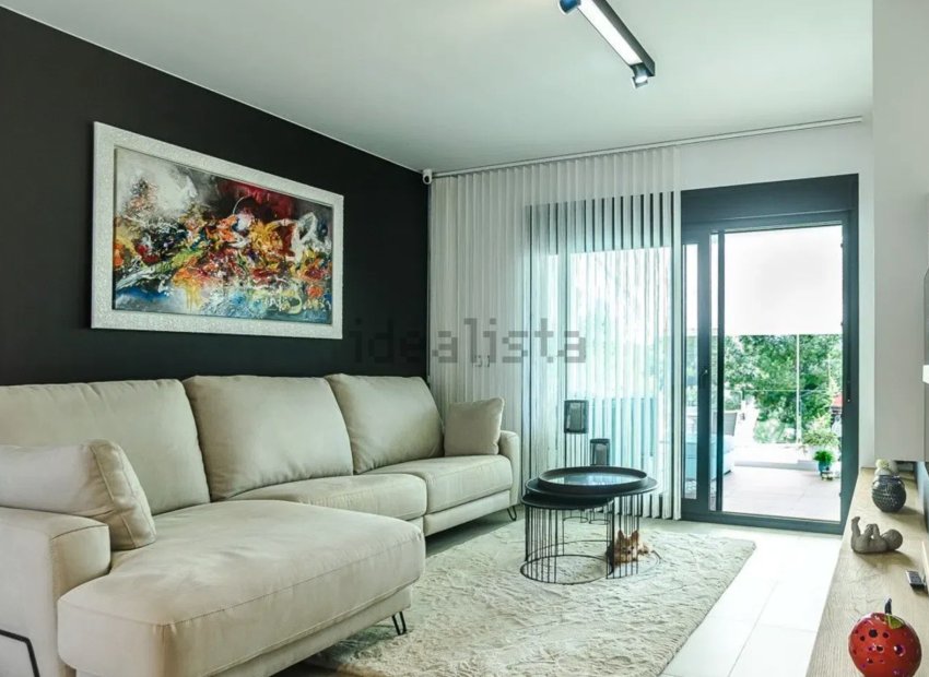 Resale - Townhouse / Duplex / Corner - Pilar de la Horadada - Lo Romero Golf