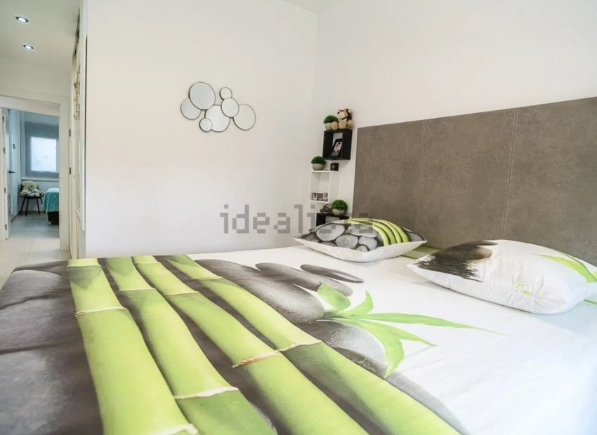 Resale - Townhouse / Duplex / Corner - Pilar de la Horadada - Lo Romero Golf