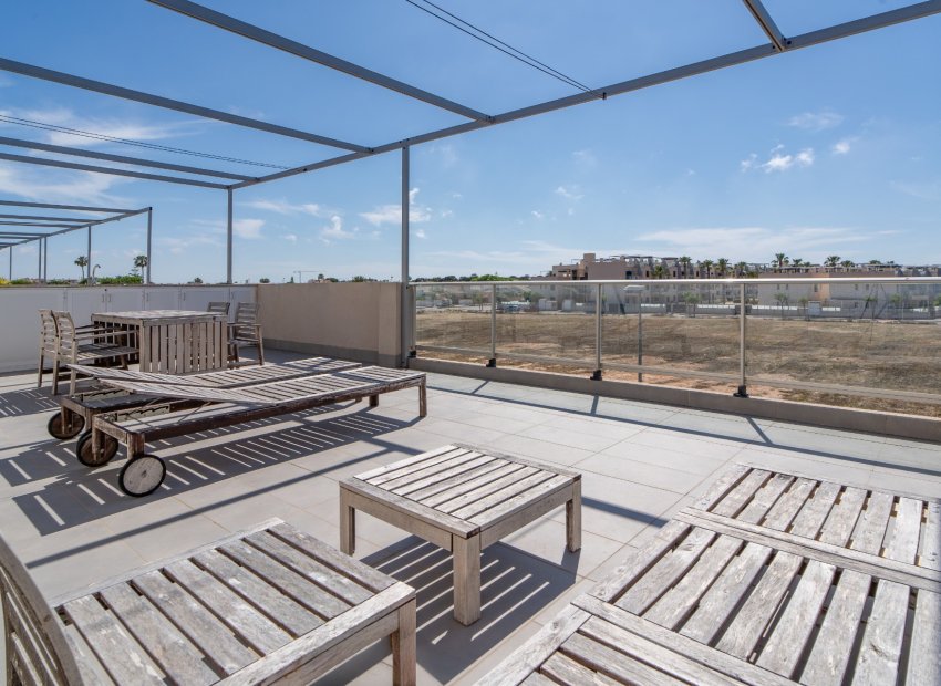 Resale - Townhouse / Duplex / Corner - Pilar de la Horadada - Mil Palmeras