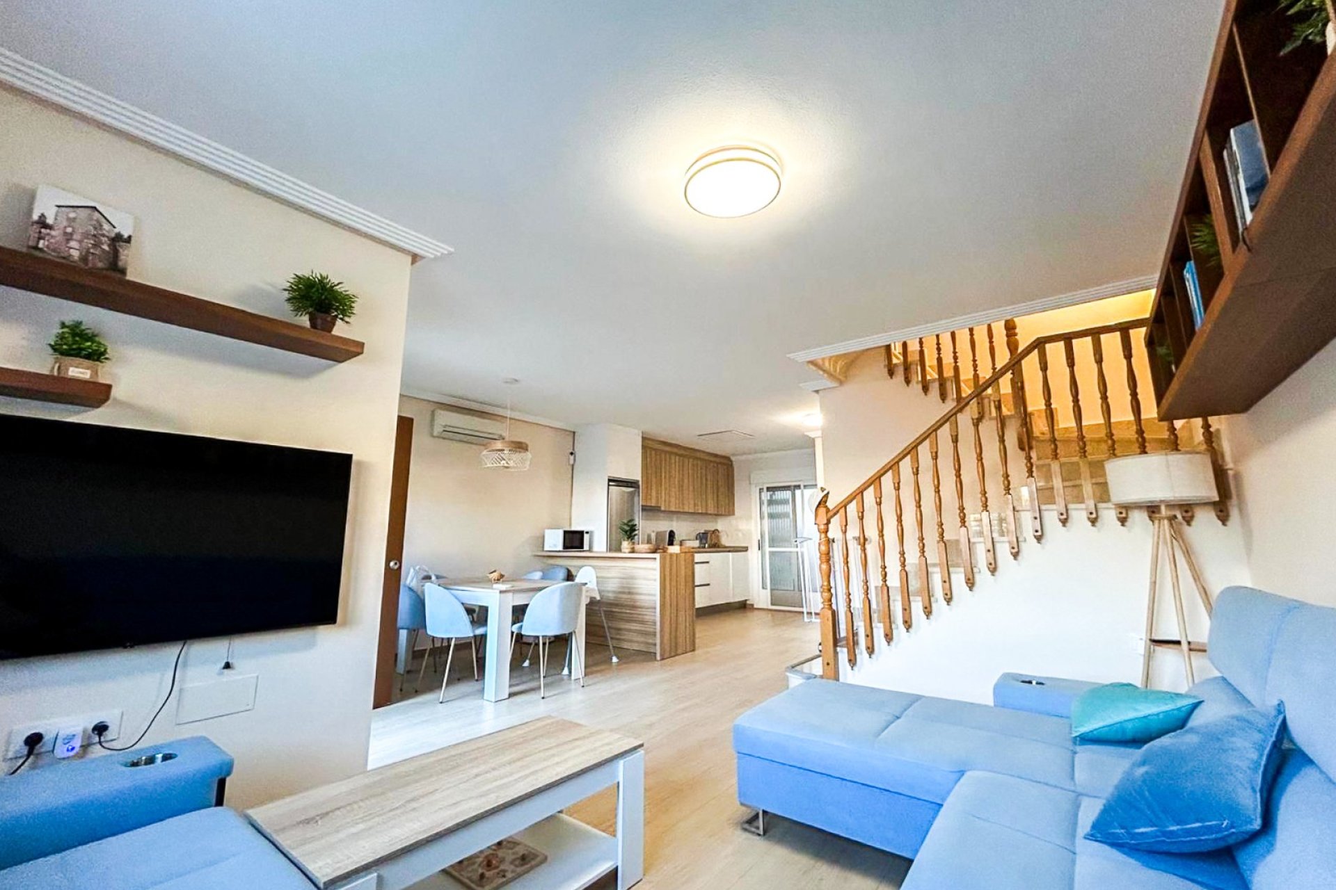 Resale - Townhouse / Duplex / Corner - Pilar de la Horadada - Torre de la Horadada