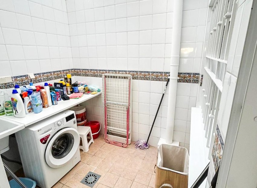 Resale - Townhouse / Duplex / Corner - Pilar de la Horadada - Torre de la Horadada