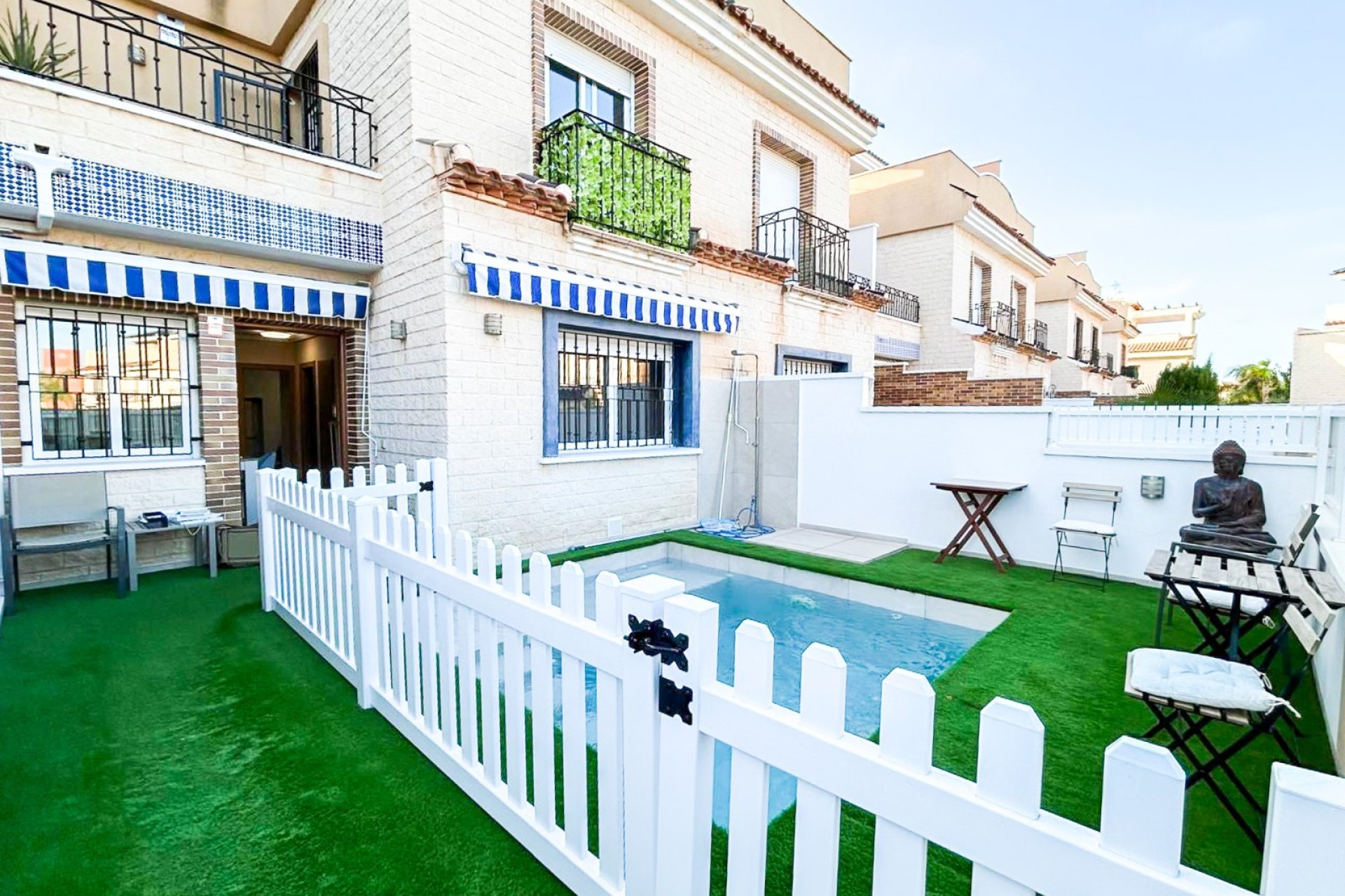Resale - Townhouse / Duplex / Corner - Pilar de la Horadada - Torre de la Horadada