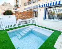 Resale - Townhouse / Duplex / Corner - Pilar de la Horadada - Torre de la Horadada