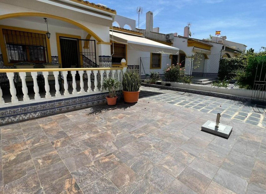 Resale - Townhouse / Duplex / Corner - Pilar de la Horadada - Torre de la Horadada