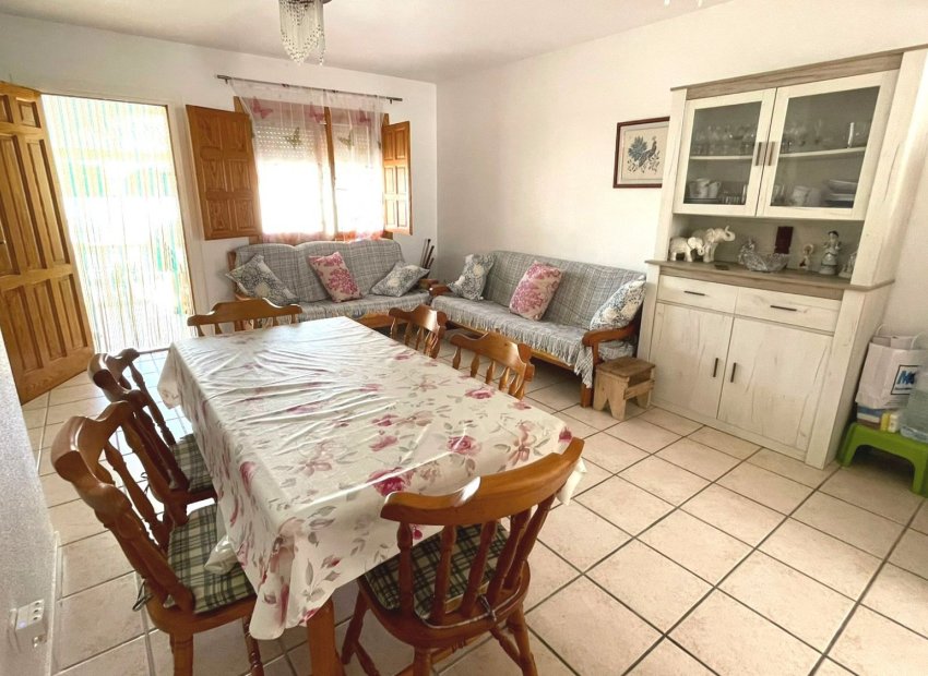 Resale - Townhouse / Duplex / Corner - Pilar de la Horadada - Torre de la Horadada