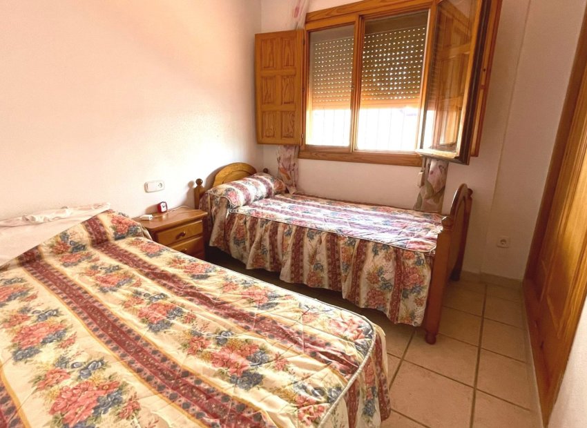 Resale - Townhouse / Duplex / Corner - Pilar de la Horadada - Torre de la Horadada