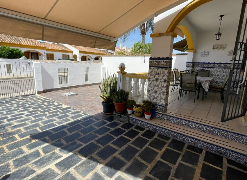 Resale - Townhouse / Duplex / Corner - Pilar de la Horadada - Torre de la Horadada