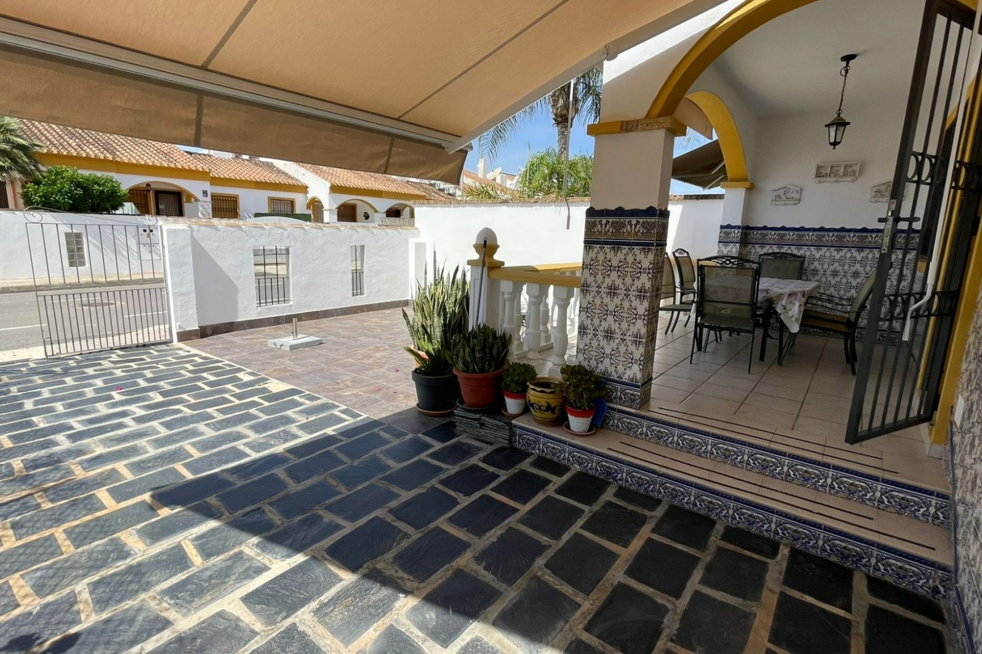 Resale - Townhouse / Duplex / Corner - Pilar de la Horadada - Torre de la Horadada