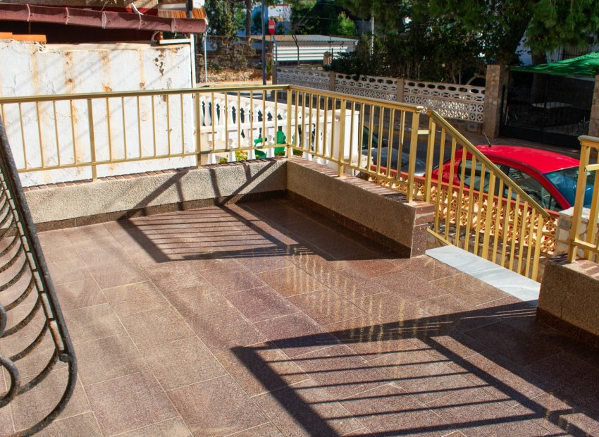 Resale - Townhouse / Duplex / Corner - Pilar de la Horadada - Torre de la Horadada