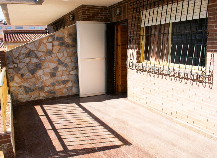 Resale - Townhouse / Duplex / Corner - Pilar de la Horadada - Torre de la Horadada