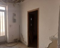 Resale - Townhouse / Duplex / Corner - Planes