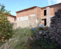 Resale - Townhouse / Duplex / Corner - Planes