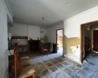 Resale - Townhouse / Duplex / Corner - Planes