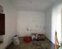 Resale - Townhouse / Duplex / Corner - Planes