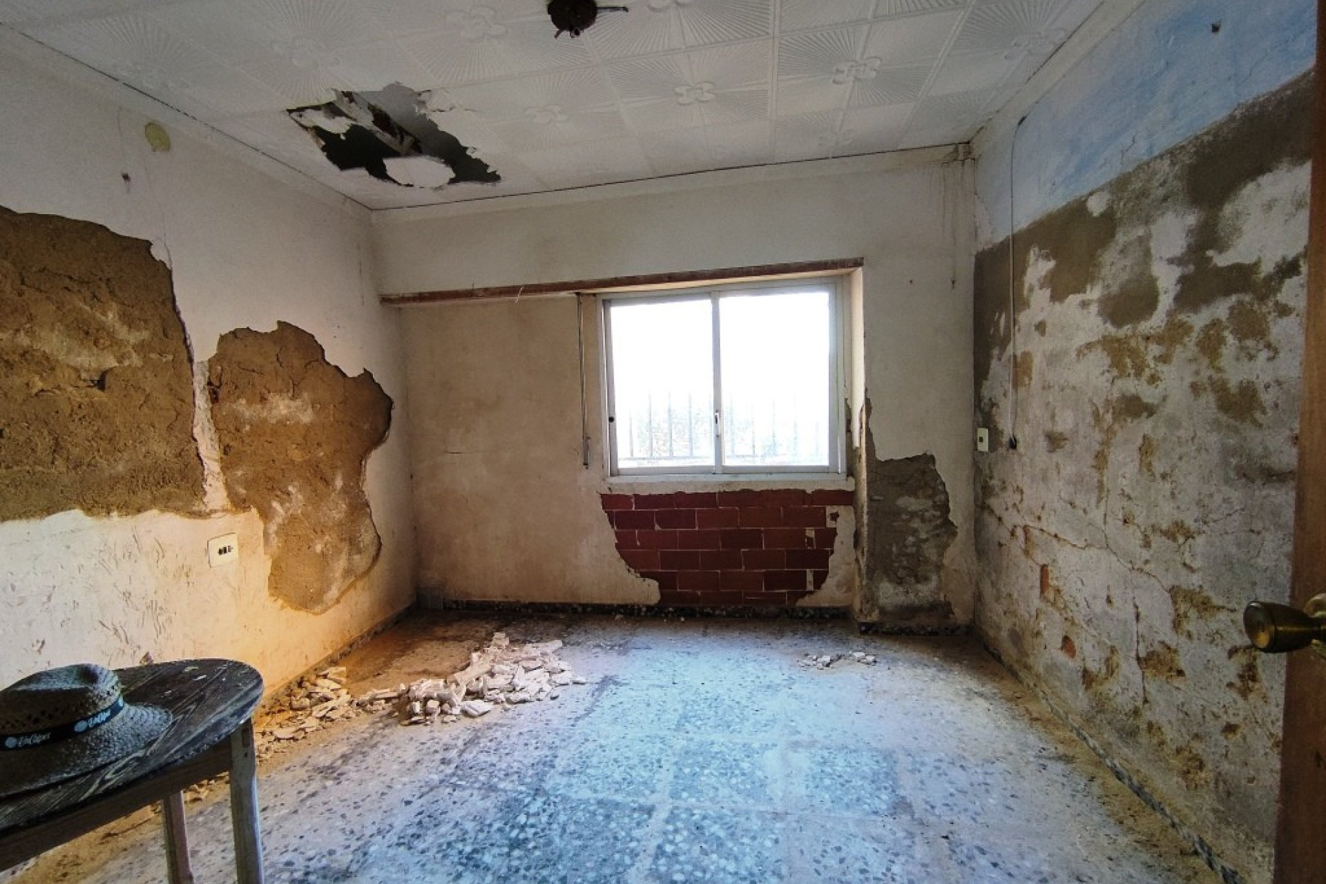 Resale - Townhouse / Duplex / Corner - Planes