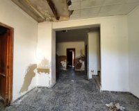 Resale - Townhouse / Duplex / Corner - Planes