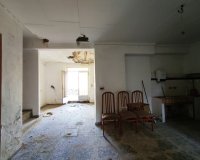 Resale - Townhouse / Duplex / Corner - Planes