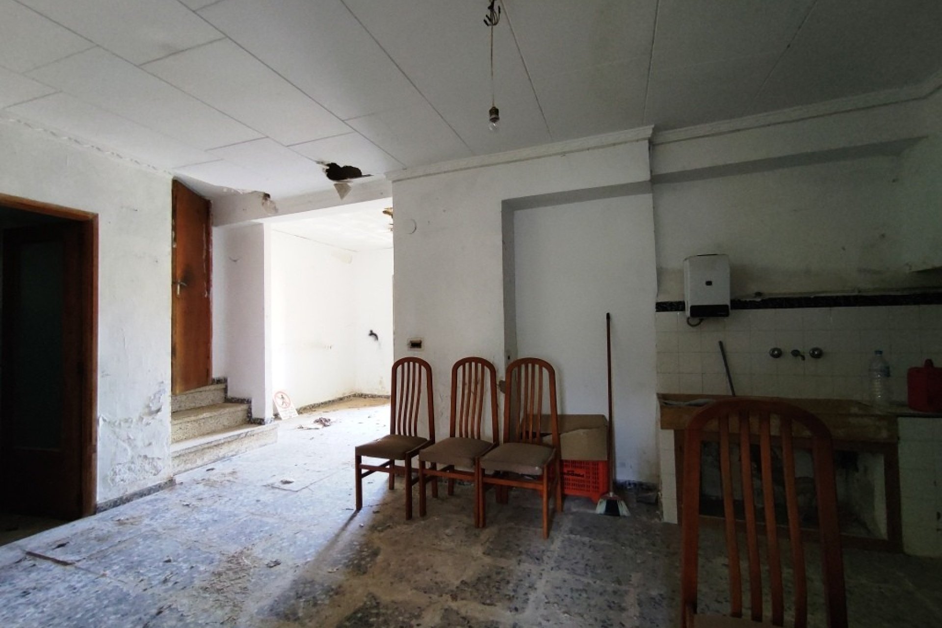 Resale - Townhouse / Duplex / Corner - Planes