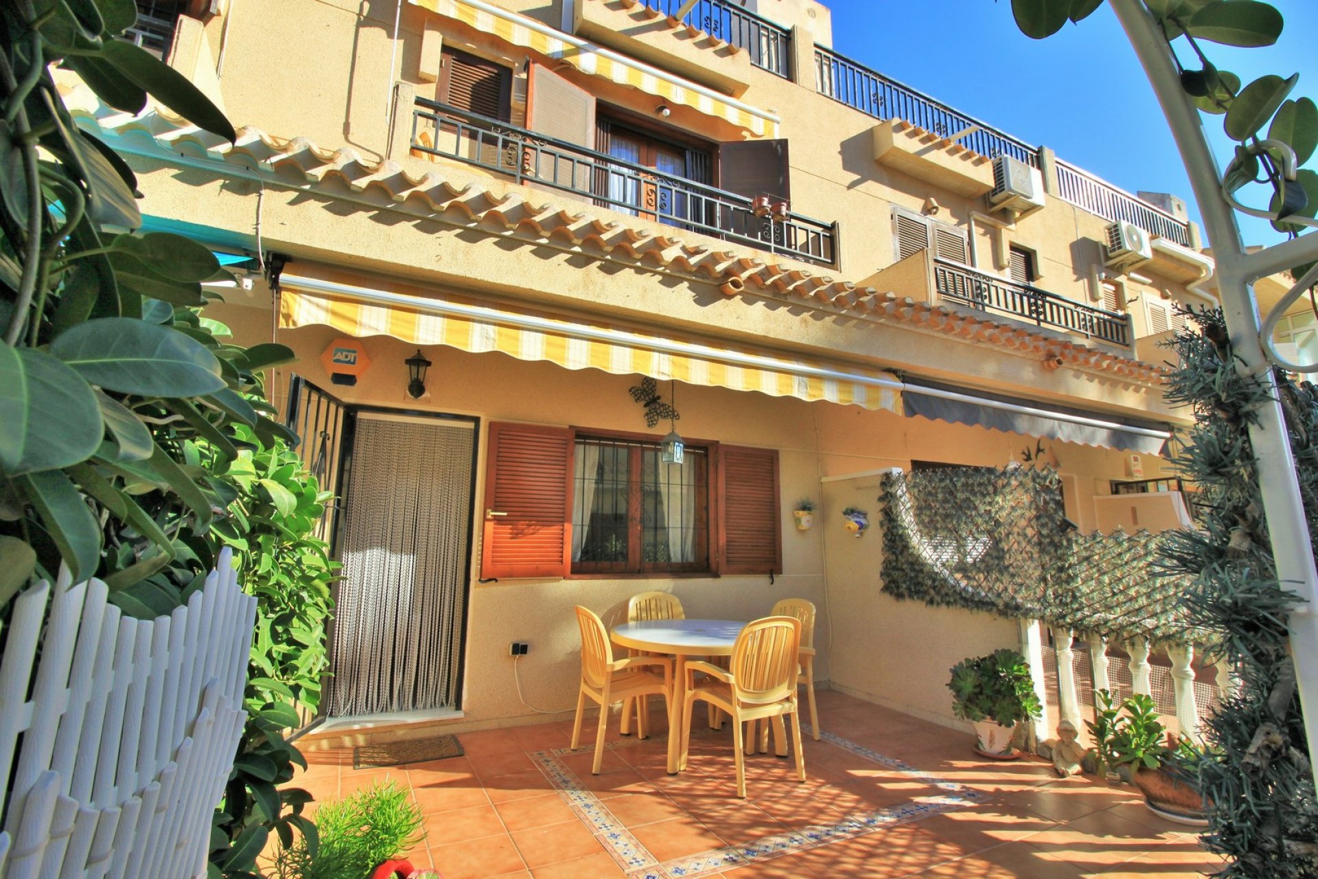 Resale - Townhouse / Duplex / Corner - Playa Flamenca