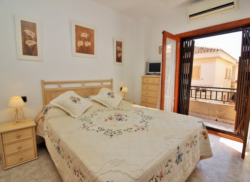 Resale - Townhouse / Duplex / Corner - Playa Flamenca