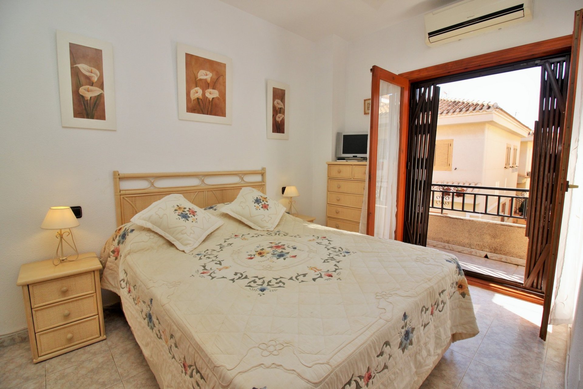 Resale - Townhouse / Duplex / Corner - Playa Flamenca