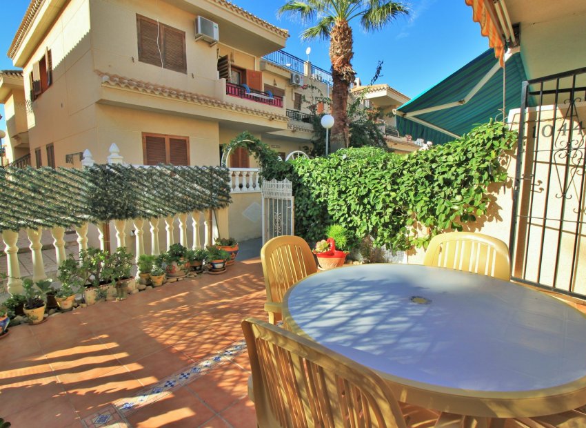 Resale - Townhouse / Duplex / Corner - Playa Flamenca