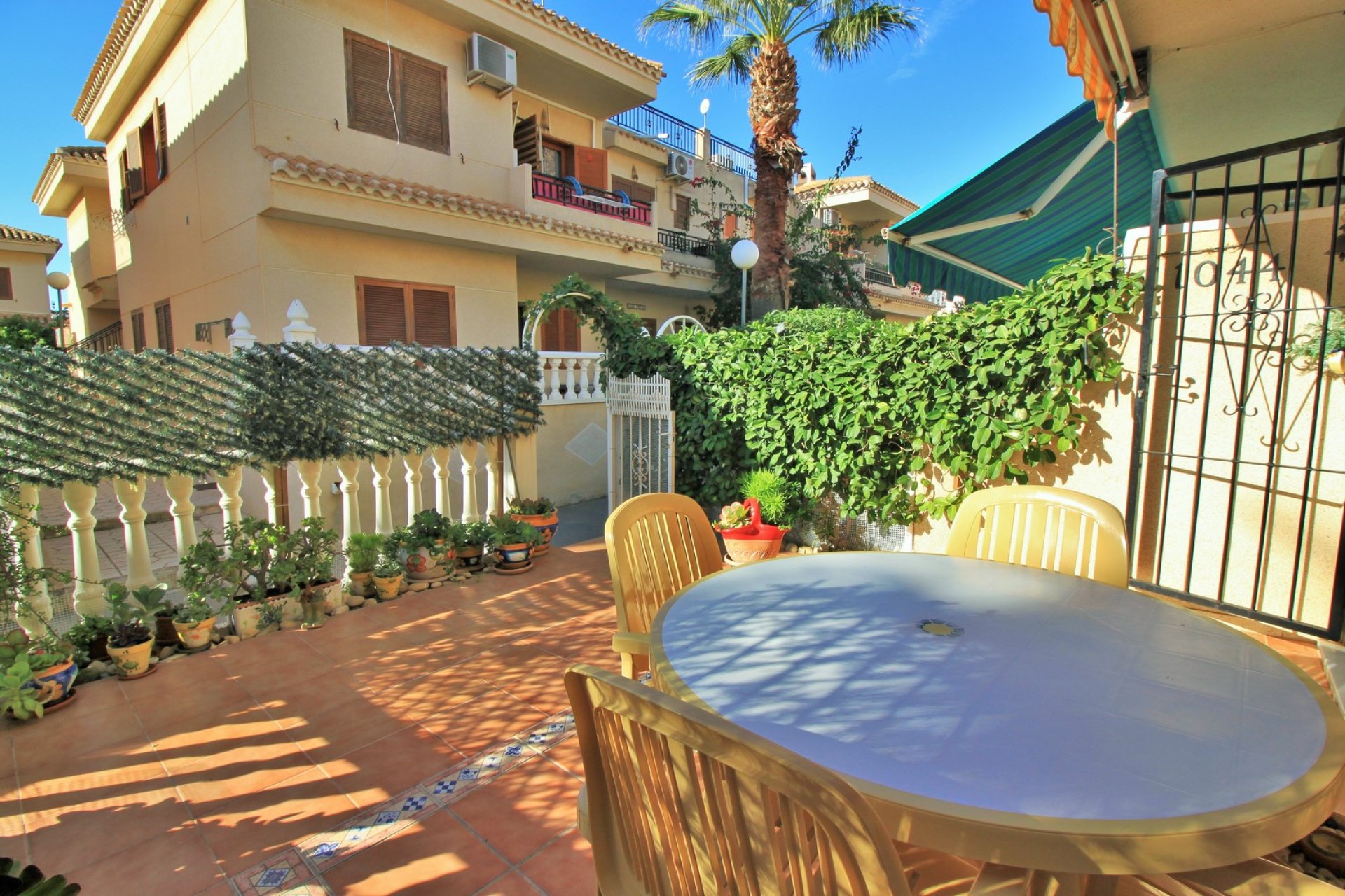 Resale - Townhouse / Duplex / Corner - Playa Flamenca