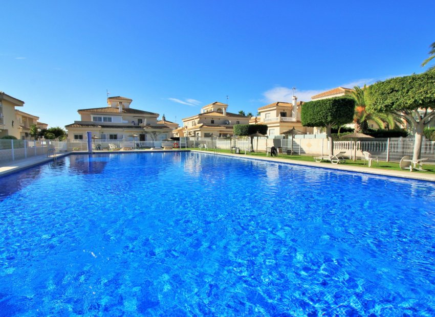 Resale - Townhouse / Duplex / Corner - Playa Flamenca