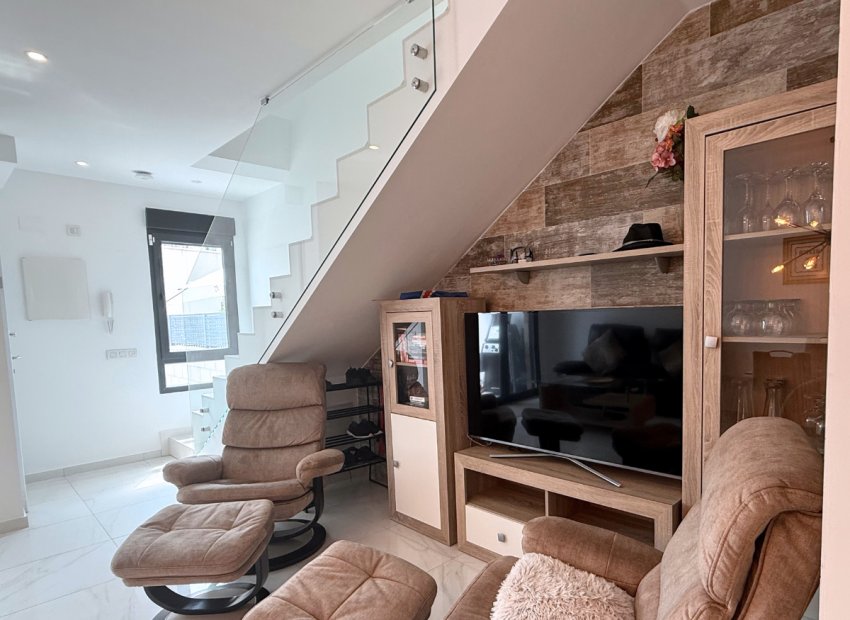 Resale - Townhouse / Duplex / Corner - Playa Flamenca