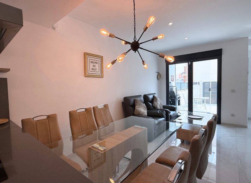 Resale - Townhouse / Duplex / Corner - Playa Flamenca