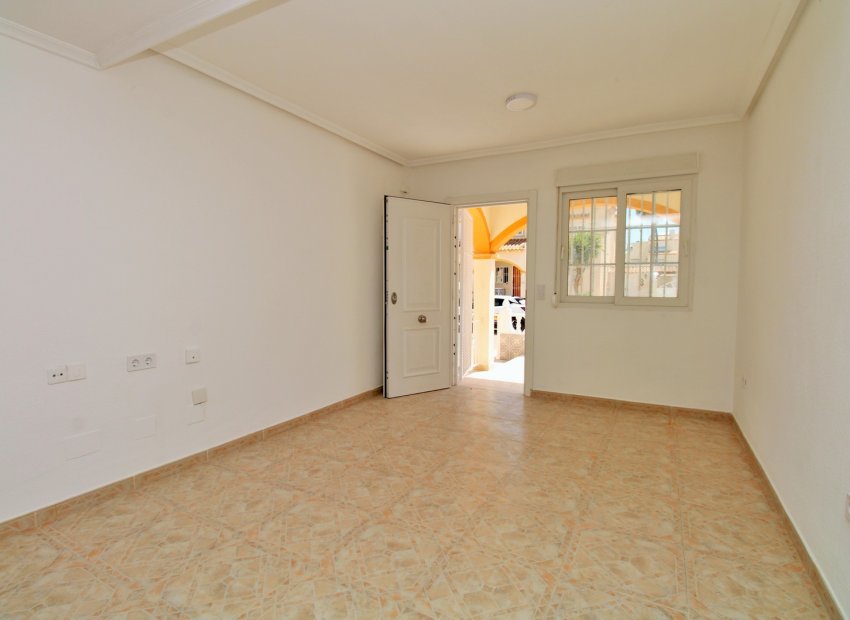 Resale - Townhouse / Duplex / Corner - Playa Flamenca