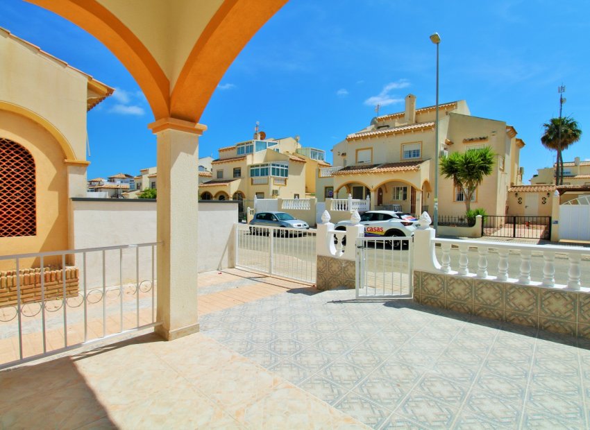 Resale - Townhouse / Duplex / Corner - Playa Flamenca