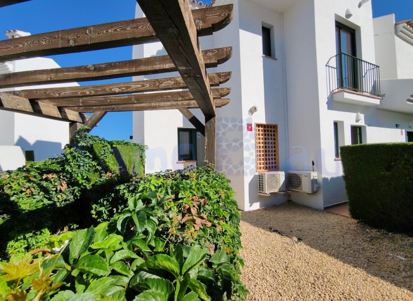 Resale - Townhouse / Duplex / Corner - Polop - Urbanizacion