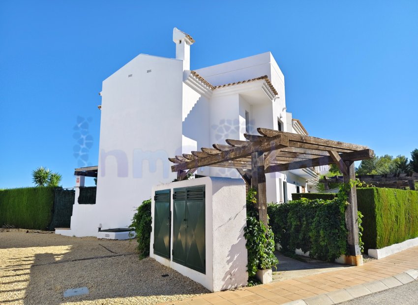 Resale - Townhouse / Duplex / Corner - Polop - Urbanizacion