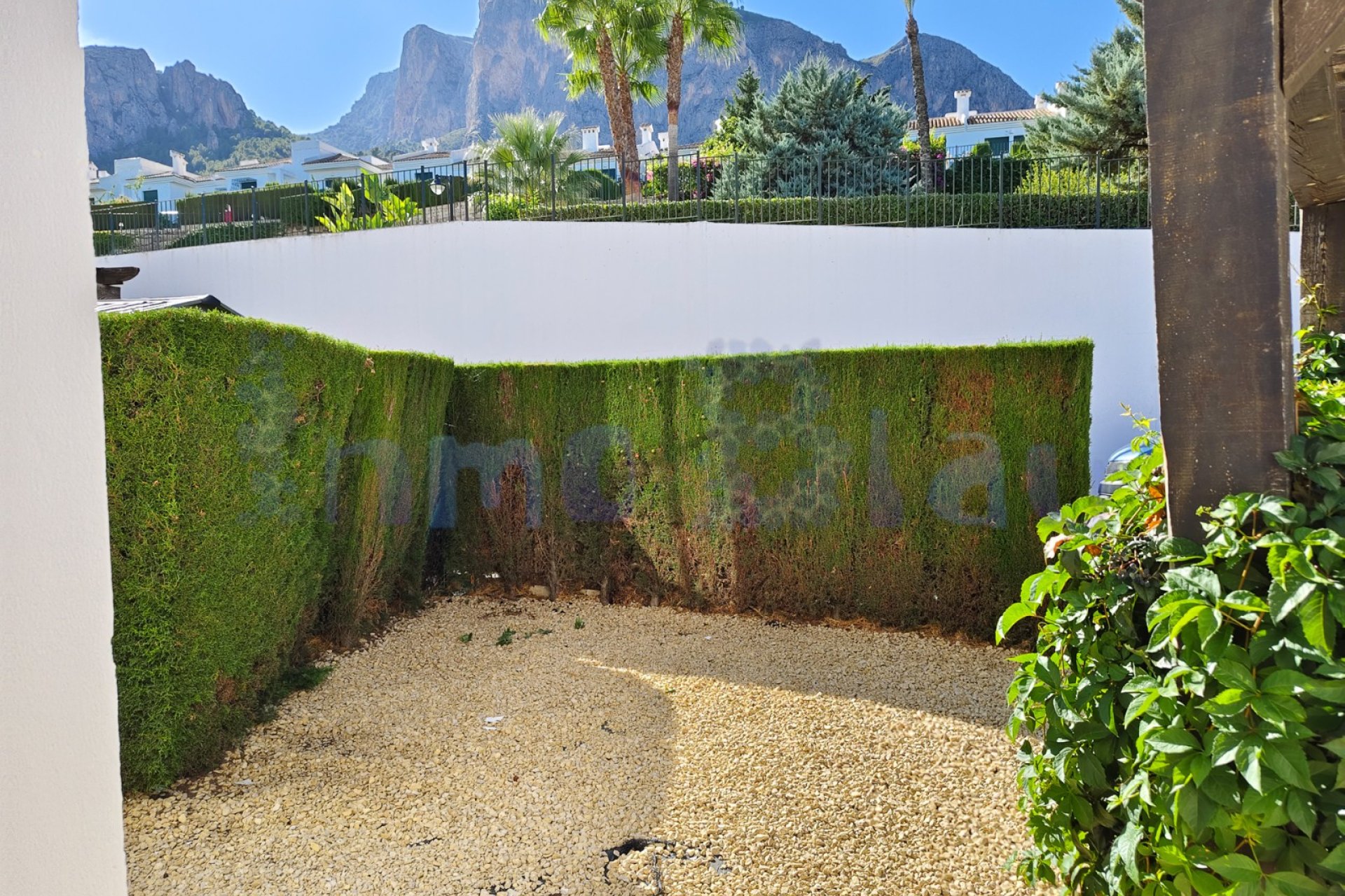 Resale - Townhouse / Duplex / Corner - Polop - Urbanizacion