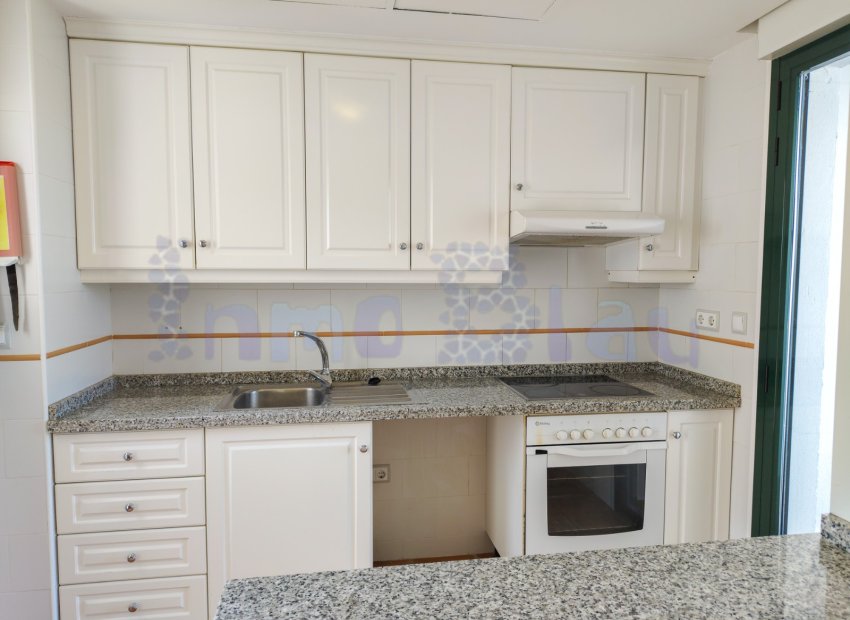 Resale - Townhouse / Duplex / Corner - Polop - Urbanizacion