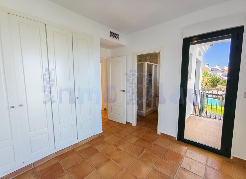 Resale - Townhouse / Duplex / Corner - Polop - Urbanizacion