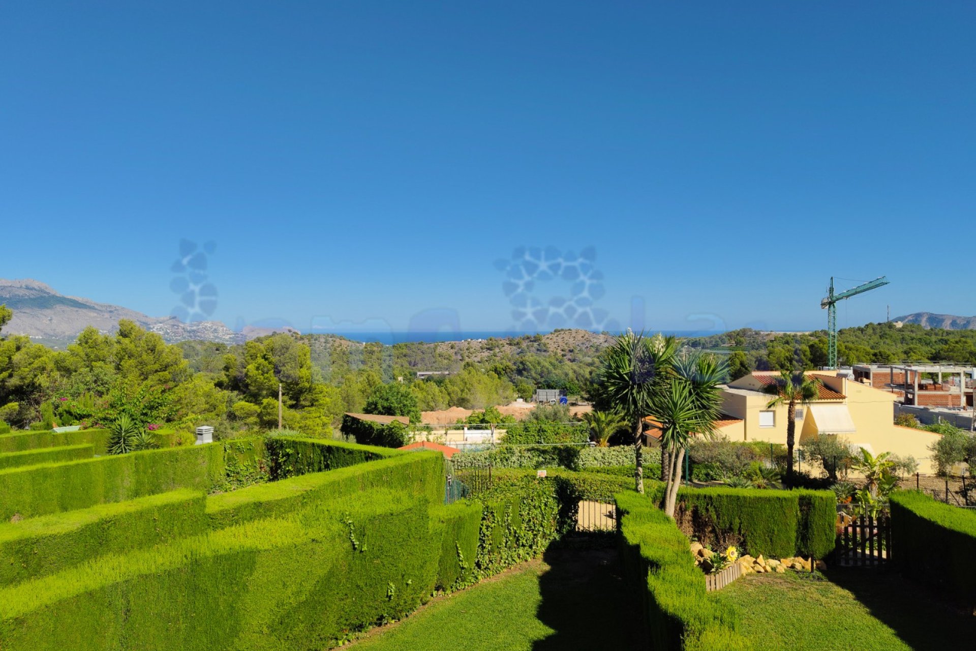 Resale - Townhouse / Duplex / Corner - Polop - Urbanizacion