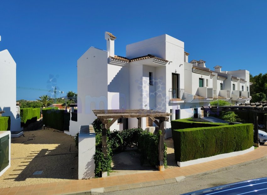 Resale - Townhouse / Duplex / Corner - Polop - Urbanizacion