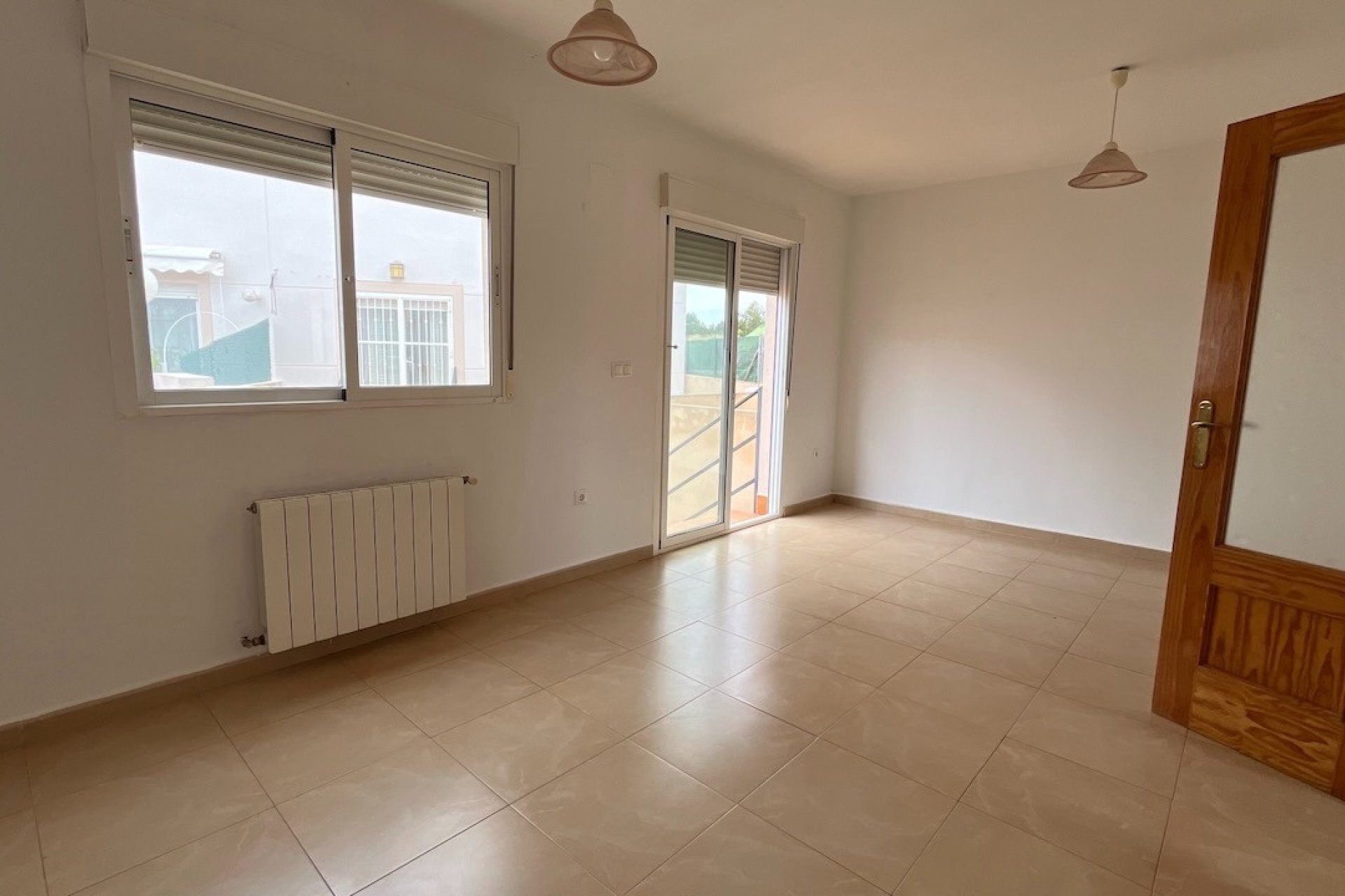 Resale - Townhouse / Duplex / Corner - Polop - Urbanizaciones