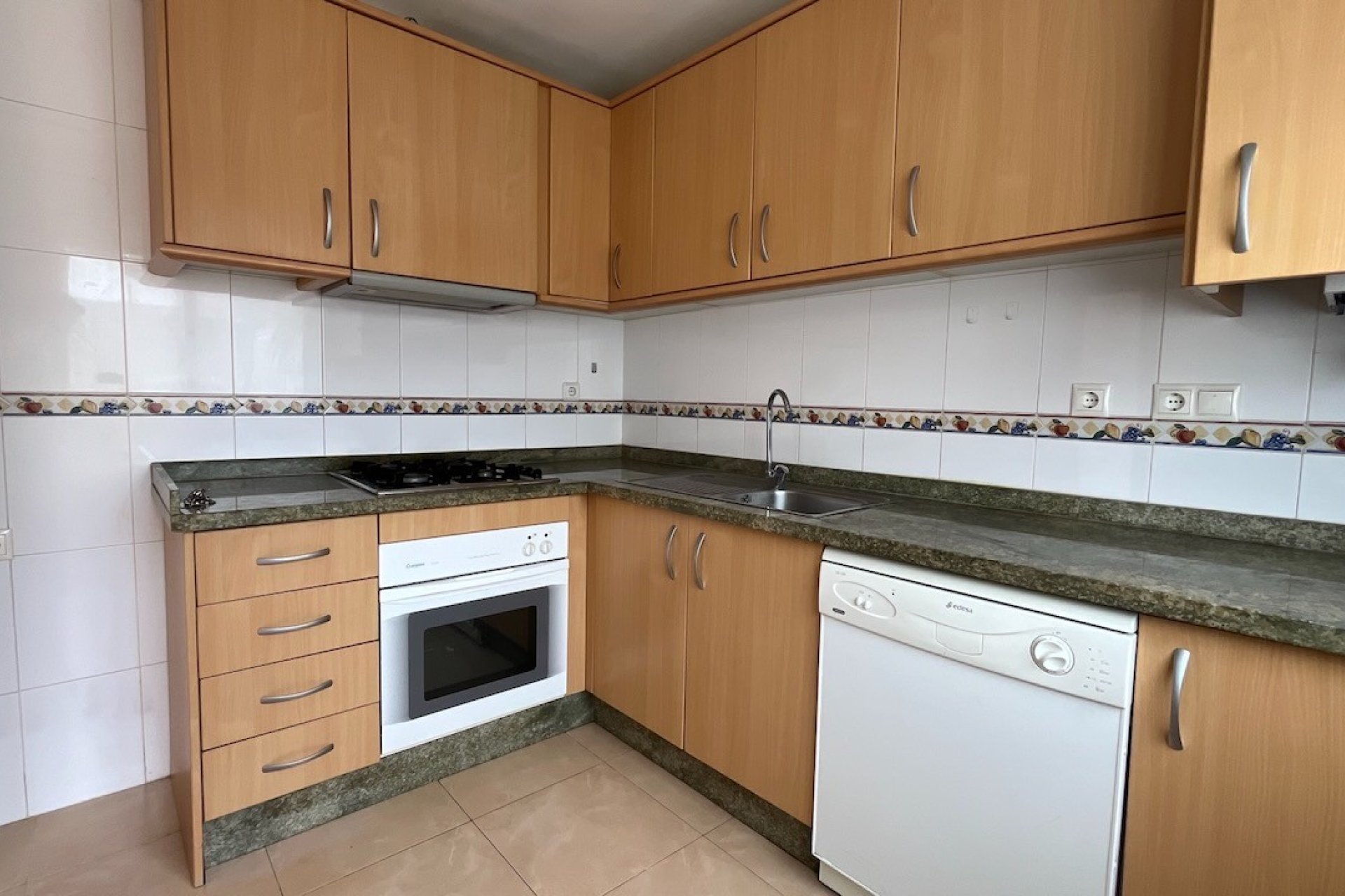 Resale - Townhouse / Duplex / Corner - Polop - Urbanizaciones