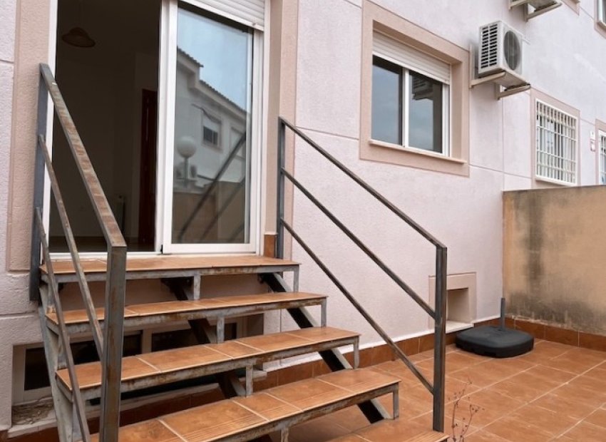 Resale - Townhouse / Duplex / Corner - Polop - Urbanizaciones