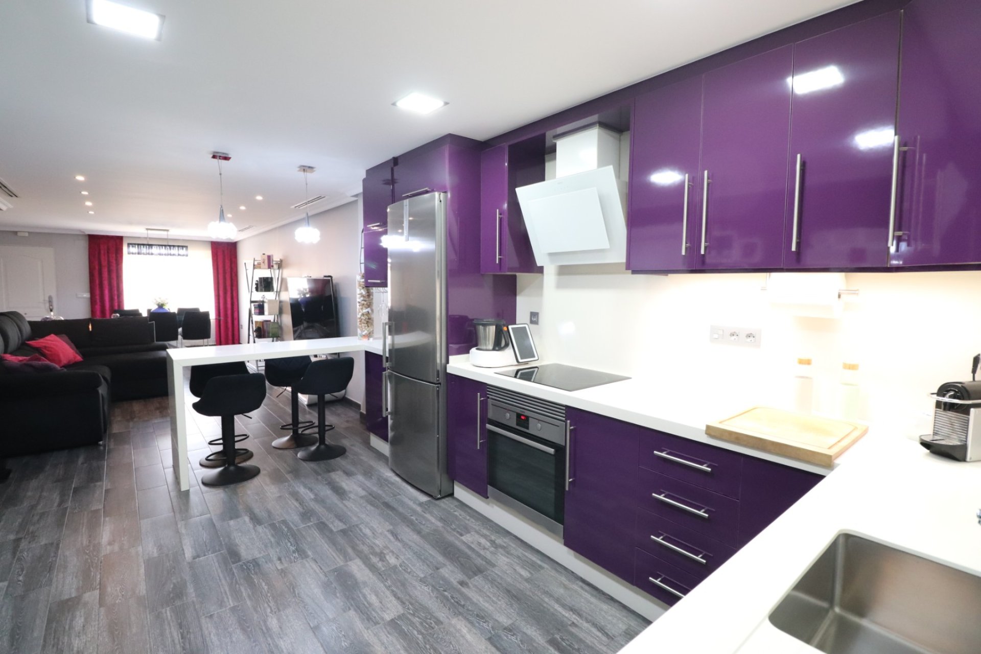 Resale - Townhouse / Duplex / Corner - Redován - Redovan - Town
