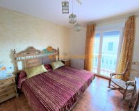 Resale - Townhouse / Duplex / Corner - Salinas